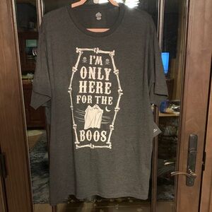 Gray Halloween Graphic Tee